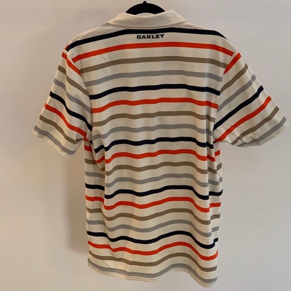 Oakley Shortsleeved Striped Polo Size Large - Picture 7 of 8